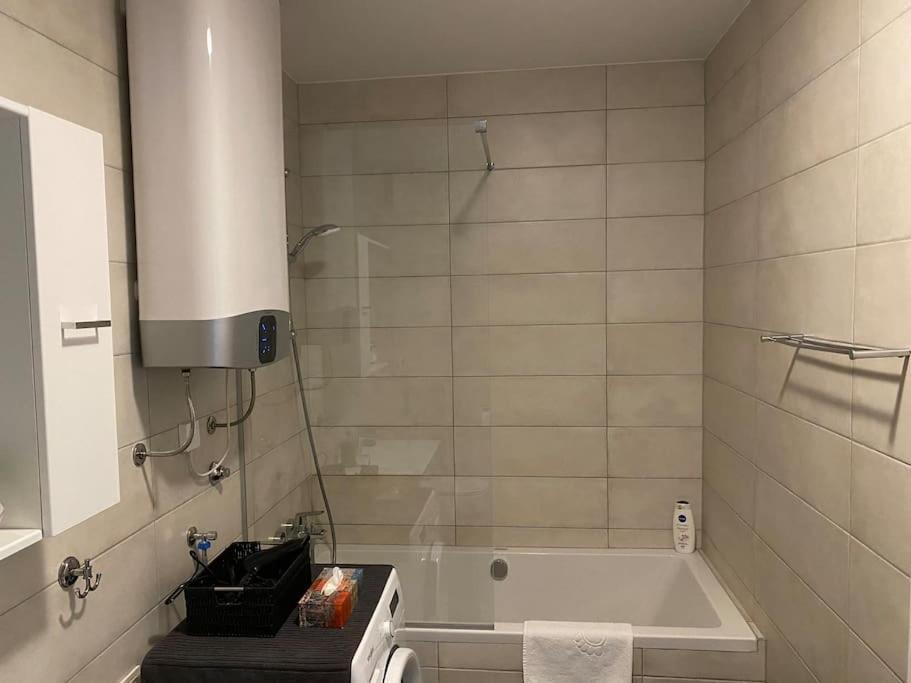 Apartmán New Modern Near Old Town - Private Parking Zadar