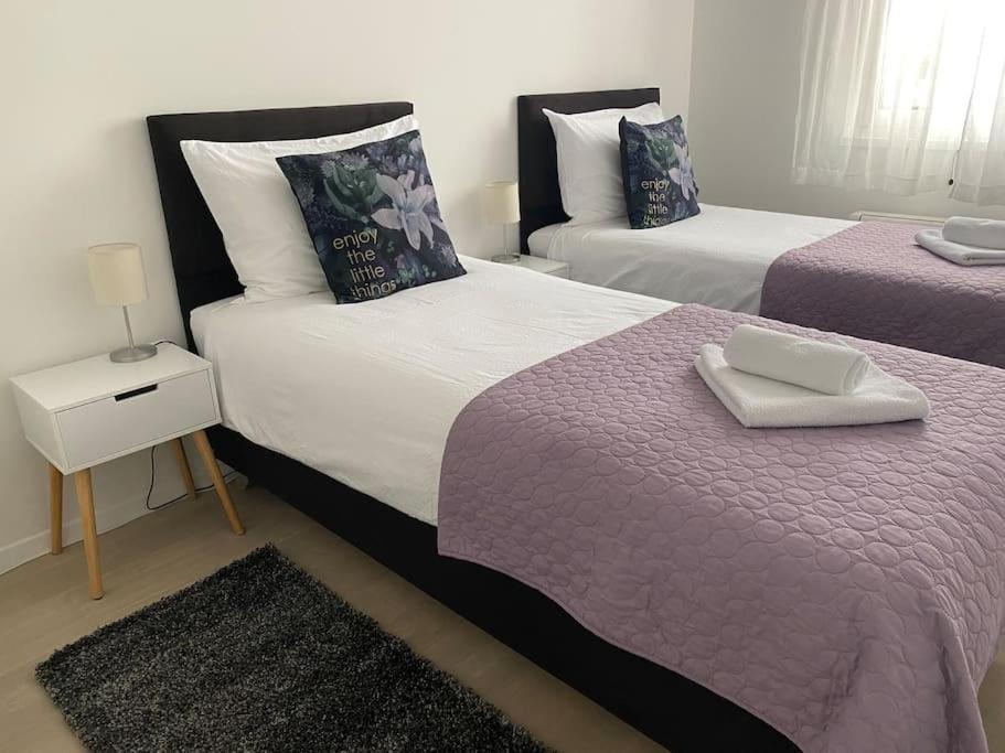 New Modern Near Old Town - Private Parking Apartmán