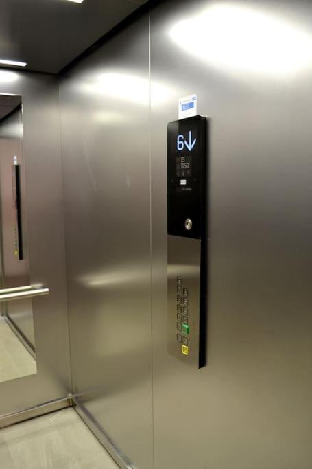 Apartmán New Modern Near Old Town - Private Parking *